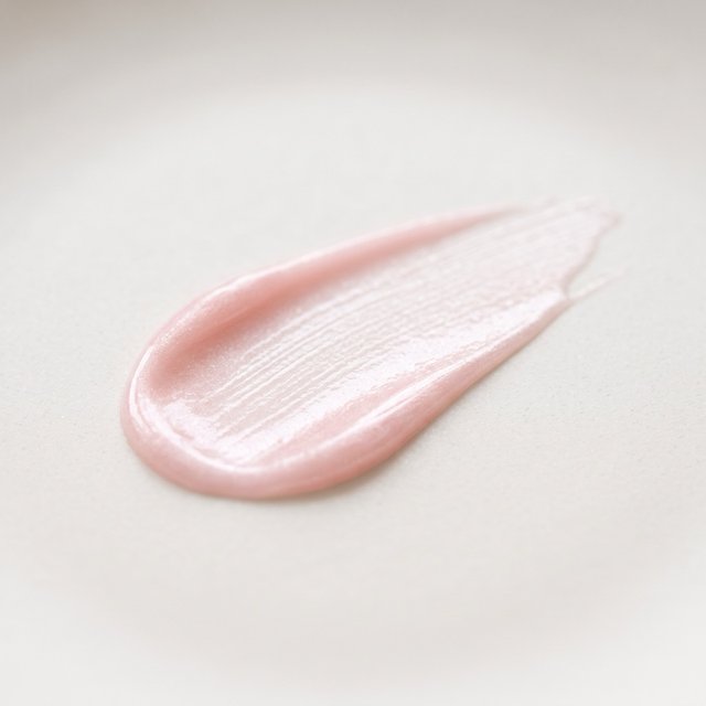 A pearly smear catching soft light